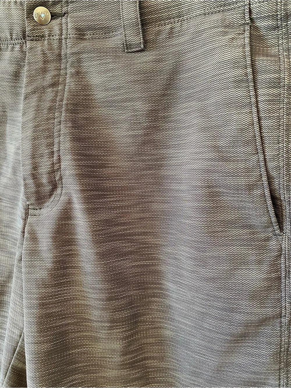 Callaway Men's Chevron Charcoal Flat-Front Performance Golf Shorts - waist 34